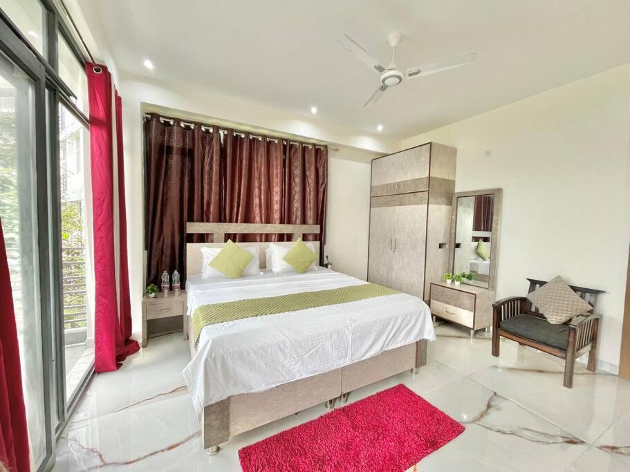 Host Jatin Kasauli Crest 7O1827O7O3 Apartment Bagian luar foto